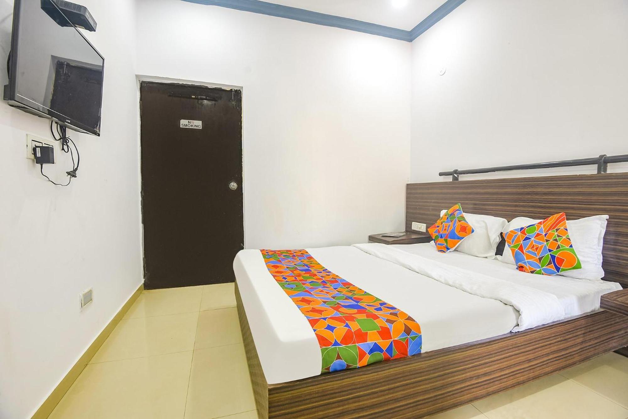 Fabexpress Neo Calangute Beach Resort מראה חיצוני תמונה