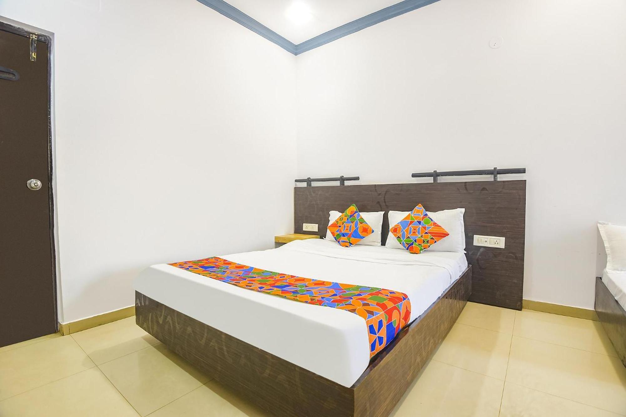 Fabexpress Neo Calangute Beach Resort מראה חיצוני תמונה