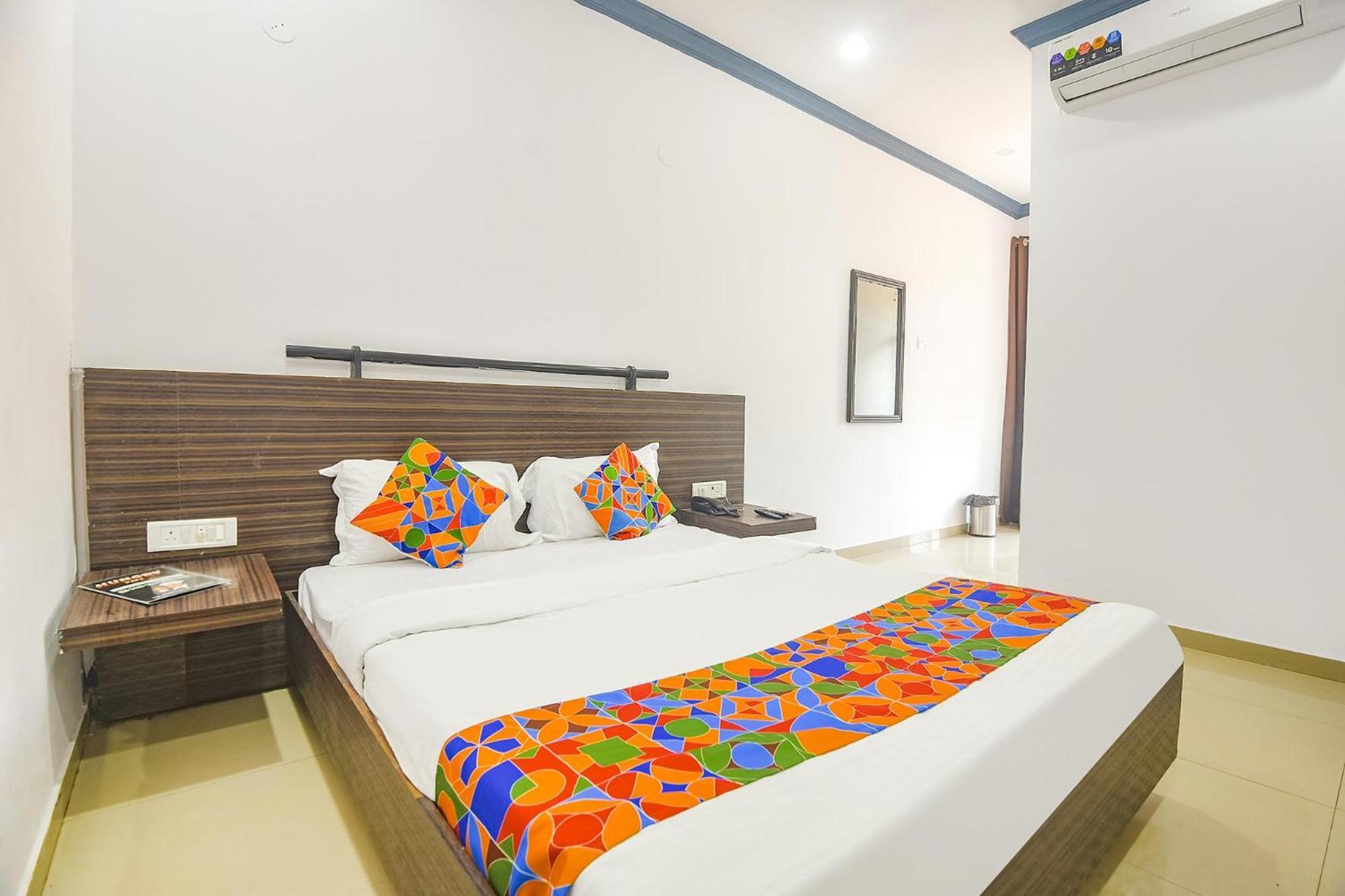 Fabexpress Neo Calangute Beach Resort מראה חיצוני תמונה