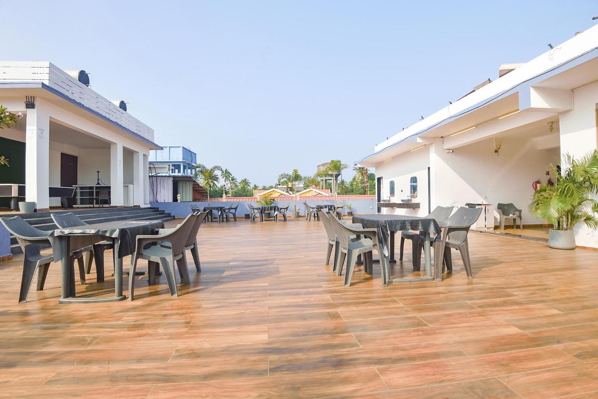 Fabexpress Neo Calangute Beach Resort מראה חיצוני תמונה