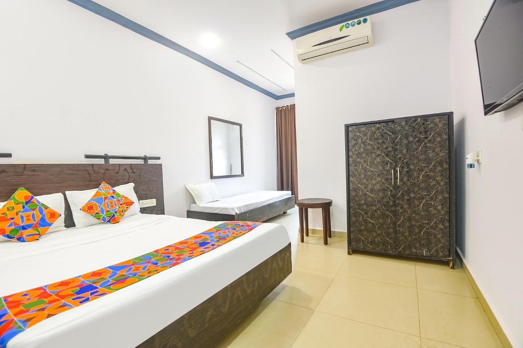 Fabexpress Neo Calangute Beach Resort מראה חיצוני תמונה