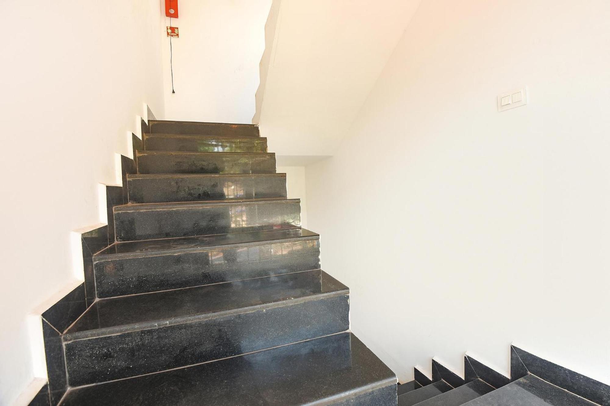 Fabexpress Neo Calangute Beach Resort מראה חיצוני תמונה